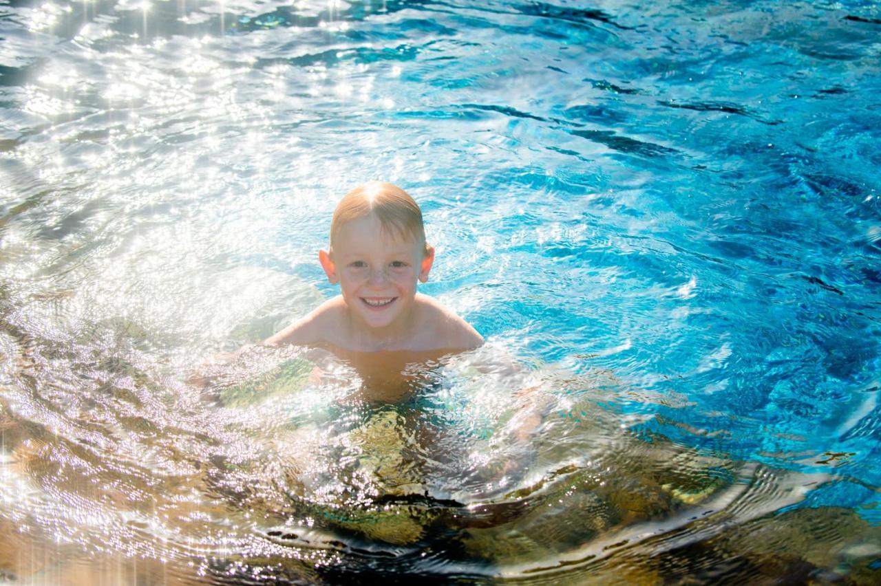 The Capital Zimbali Hotel บัลลิโต ภายนอก รูปภาพ Swimming