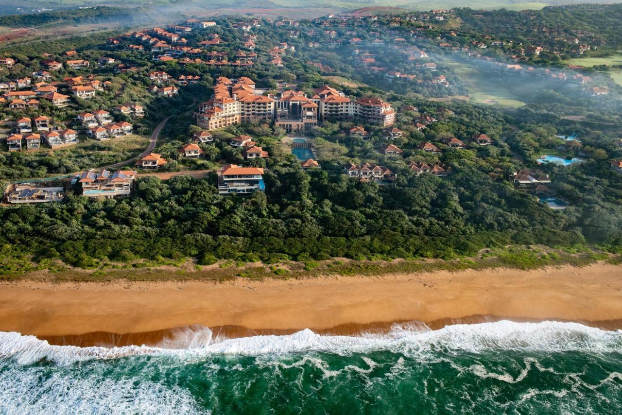 The Capital Zimbali Hotel บัลลิโต ภายนอก รูปภาพ Aerial view of the village