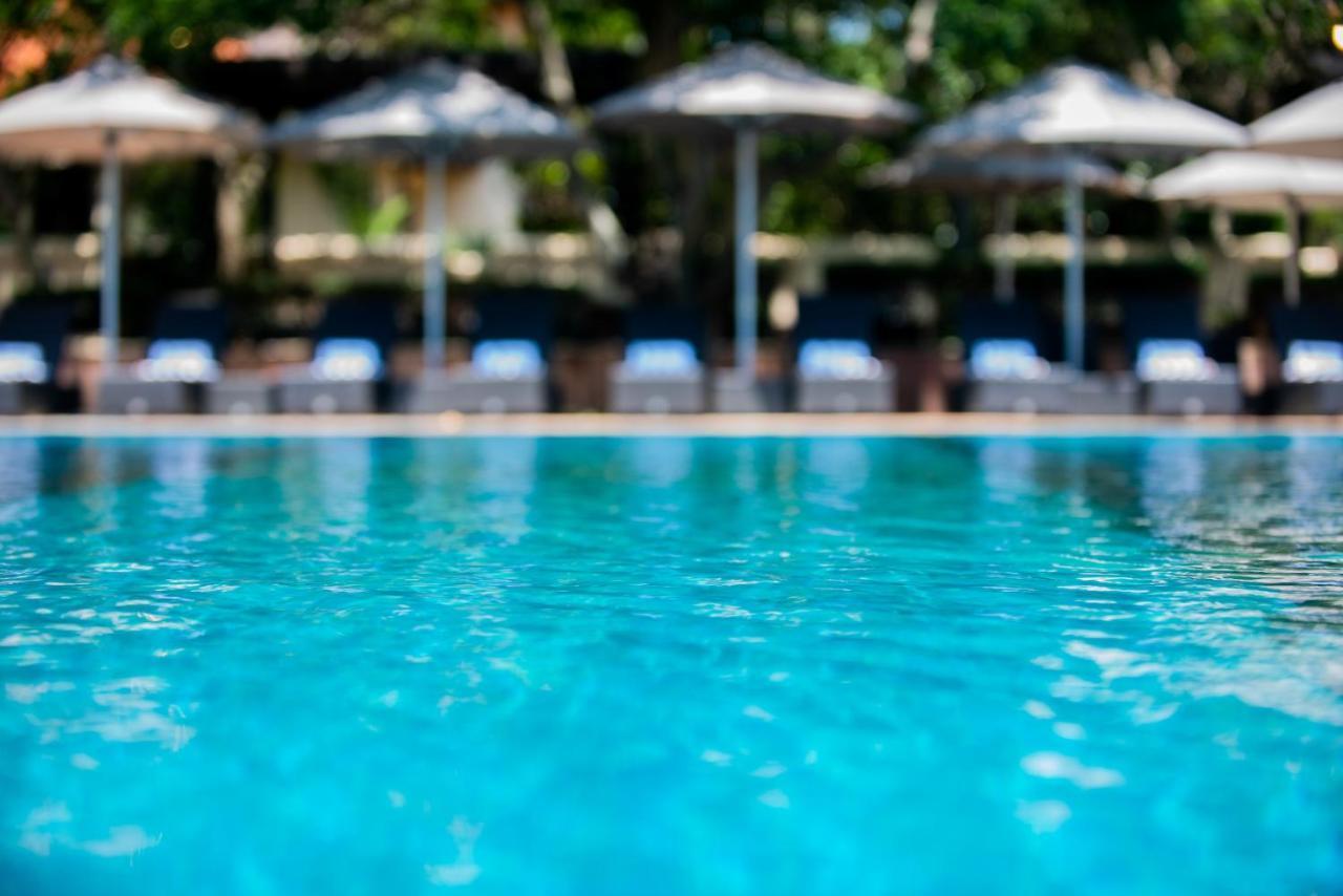 The Capital Zimbali Hotel บัลลิโต ภายนอก รูปภาพ The pool at the hotel